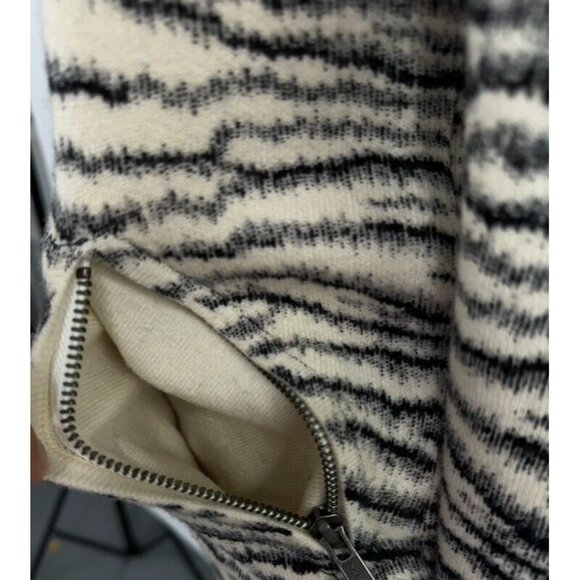 Equipment Femme Zebra Print Wool Zip Up Knit Cardigan Pockets Size XS Soft NWOT - Picture 8 of 14